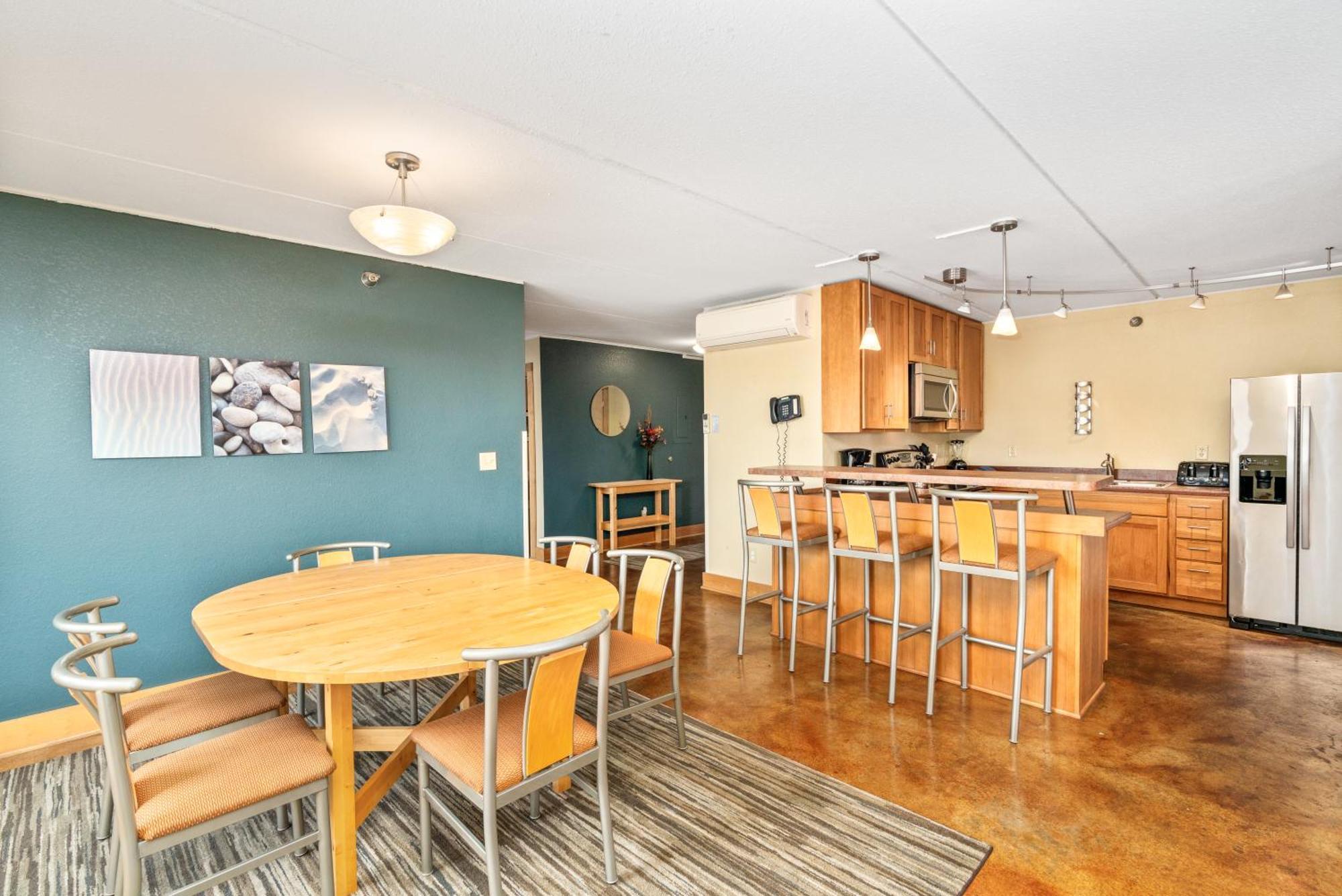 East Bay Suites Grand Marais Eksteriør bilde