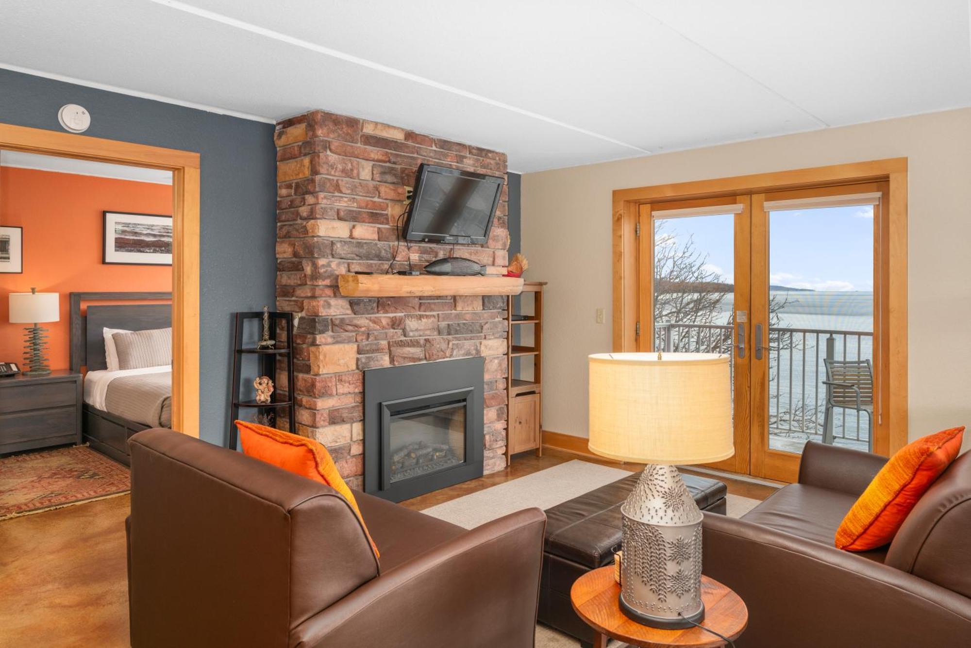 East Bay Suites Grand Marais Eksteriør bilde