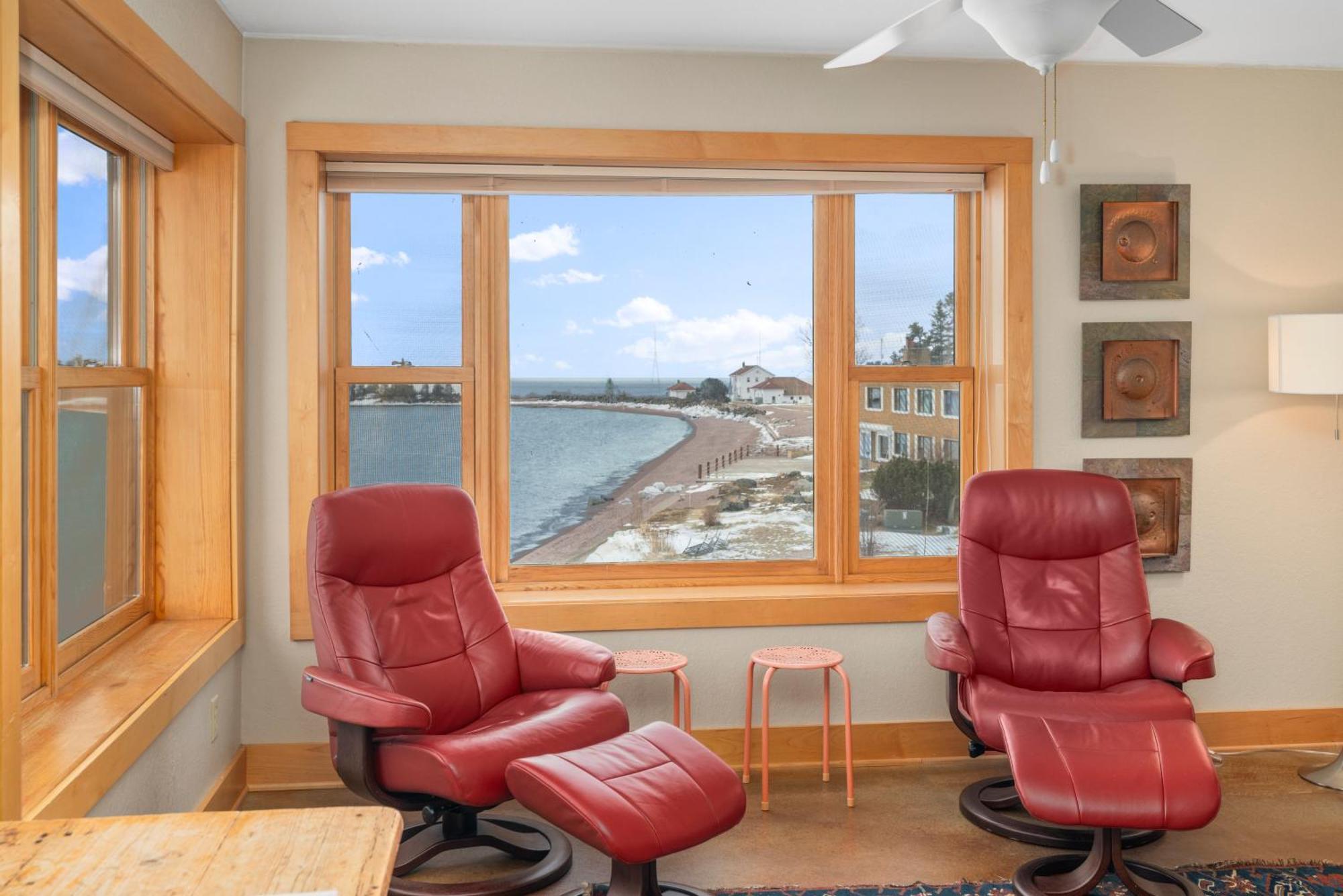 East Bay Suites Grand Marais Eksteriør bilde