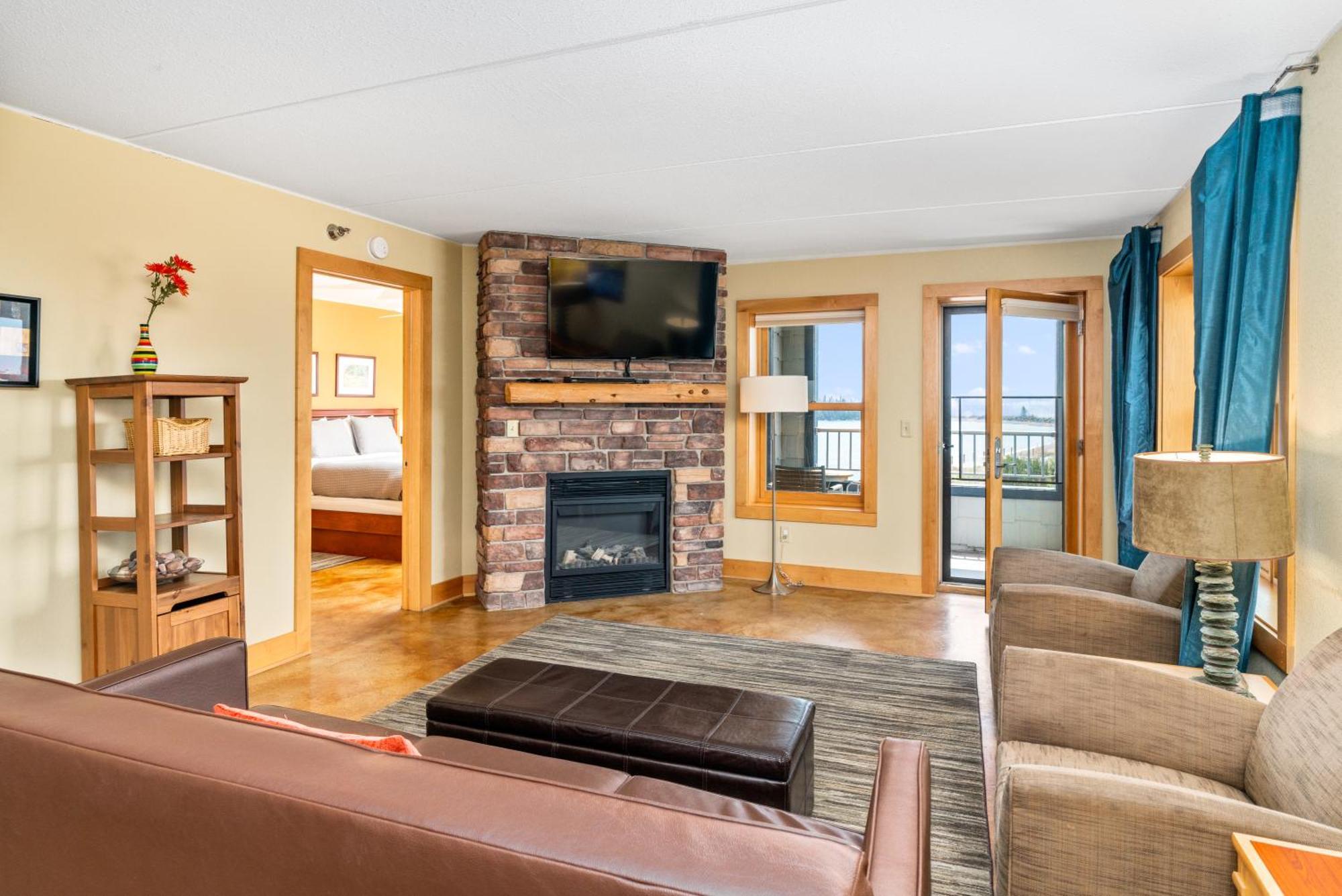 East Bay Suites Grand Marais Eksteriør bilde